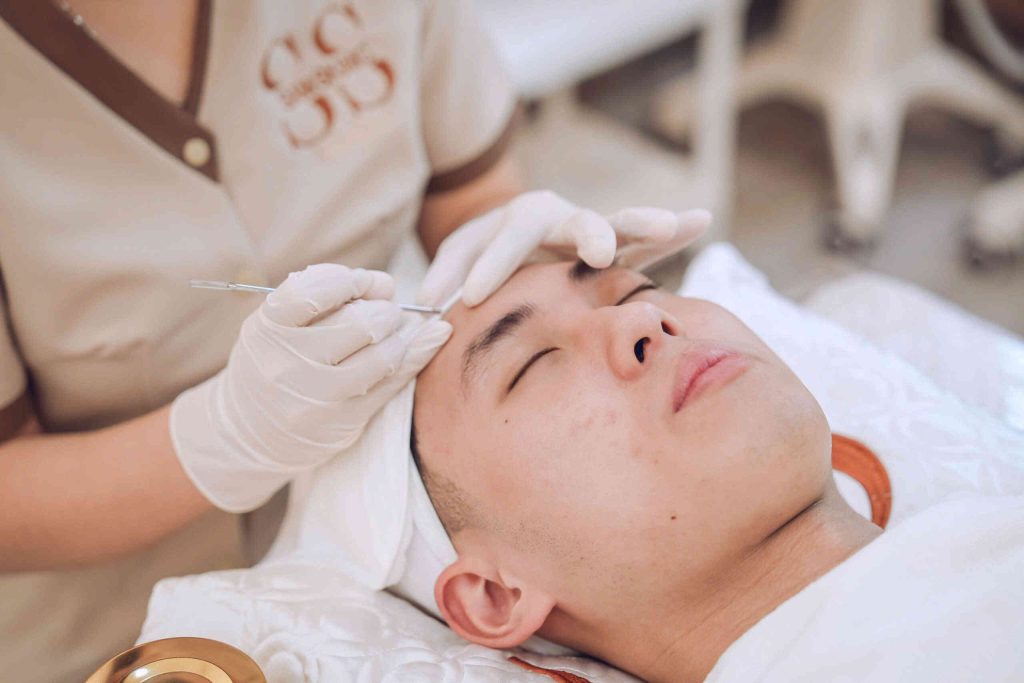 liệu trình điều trị mụn